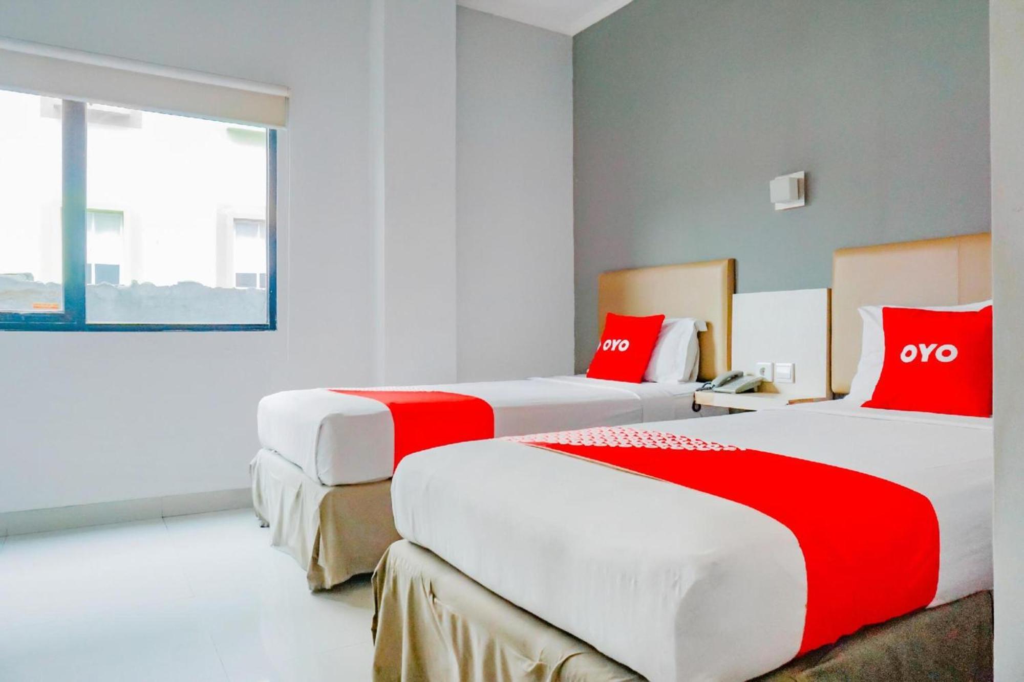 Collection O Hotel Antara Jakarta Exterior photo